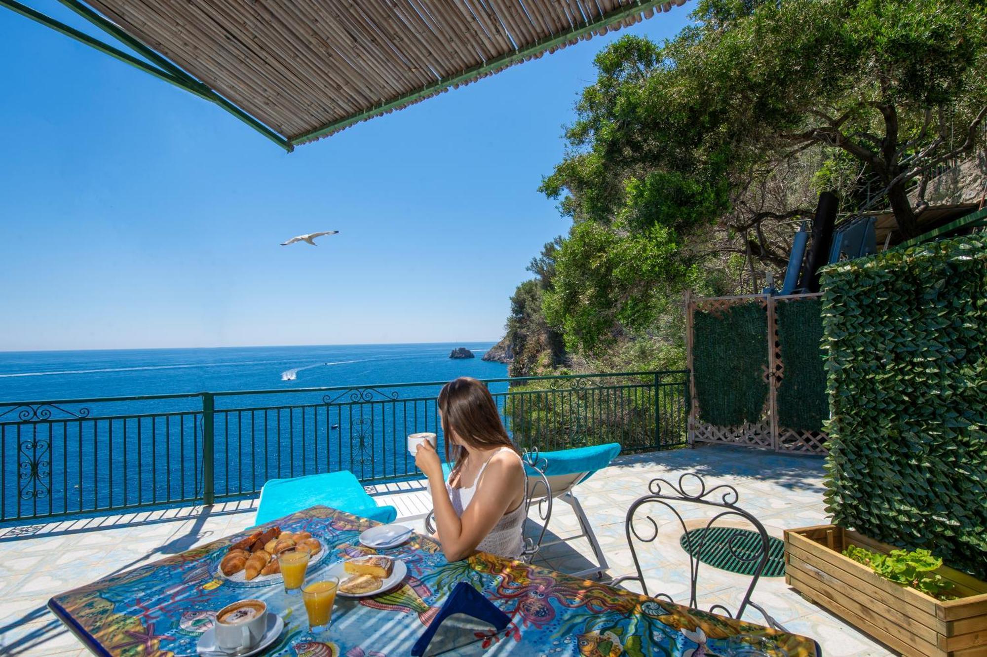 Hotel Villa Maria Pia Praiano Exteriör bild